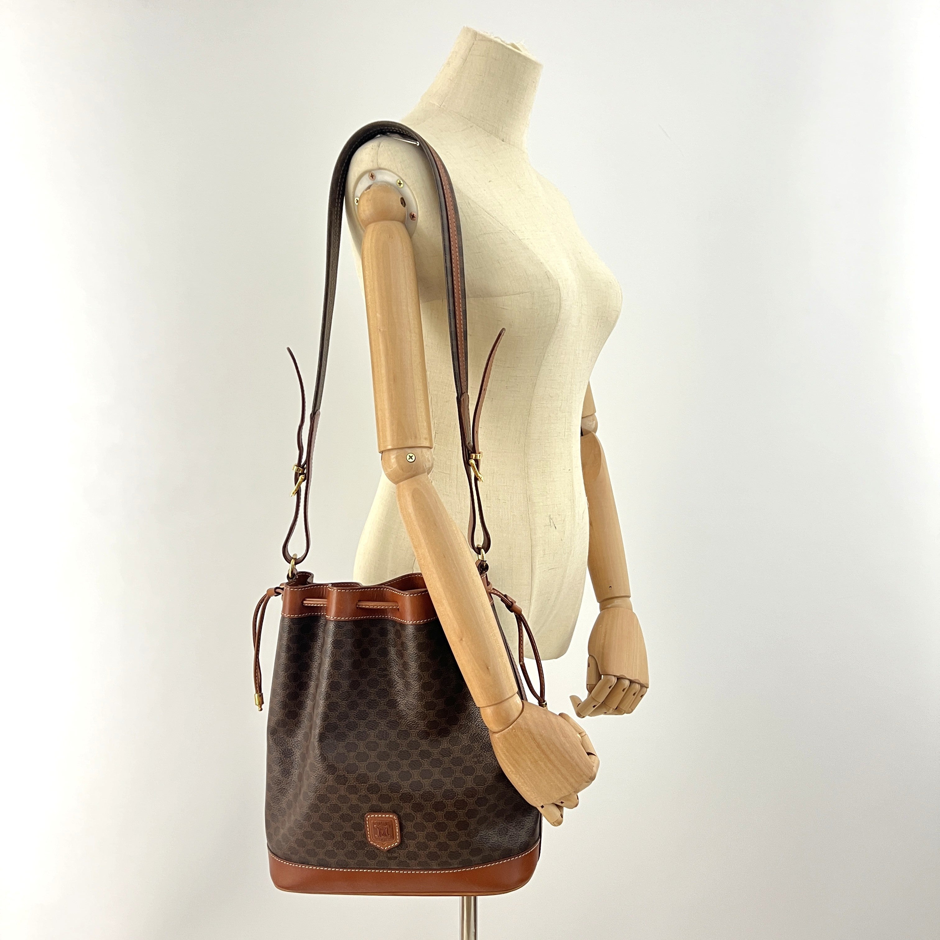 Sac à main CELINE Seau toile et cuir marron