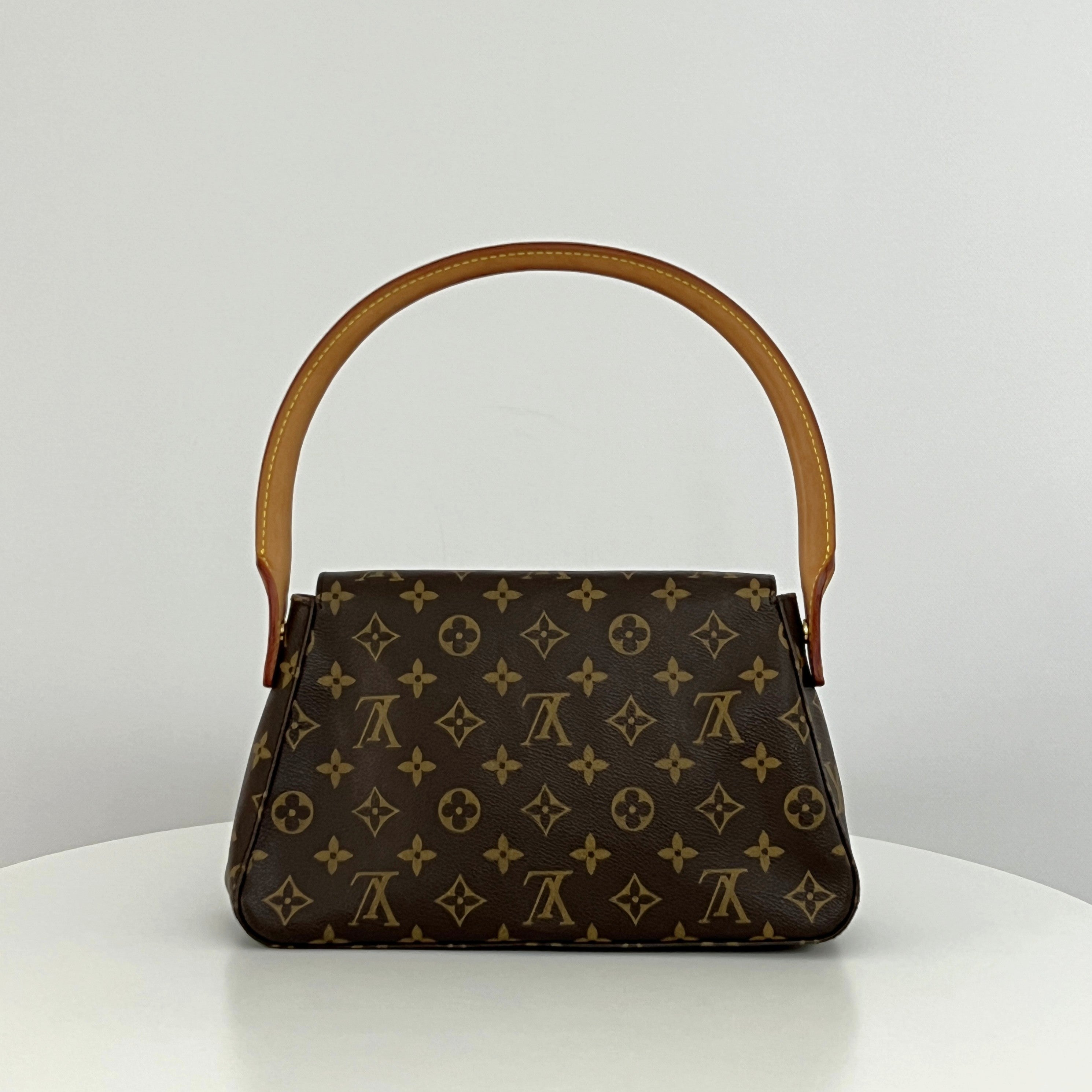 LOUIS VUITTON Looping PM handbag in brown canvas and leather
