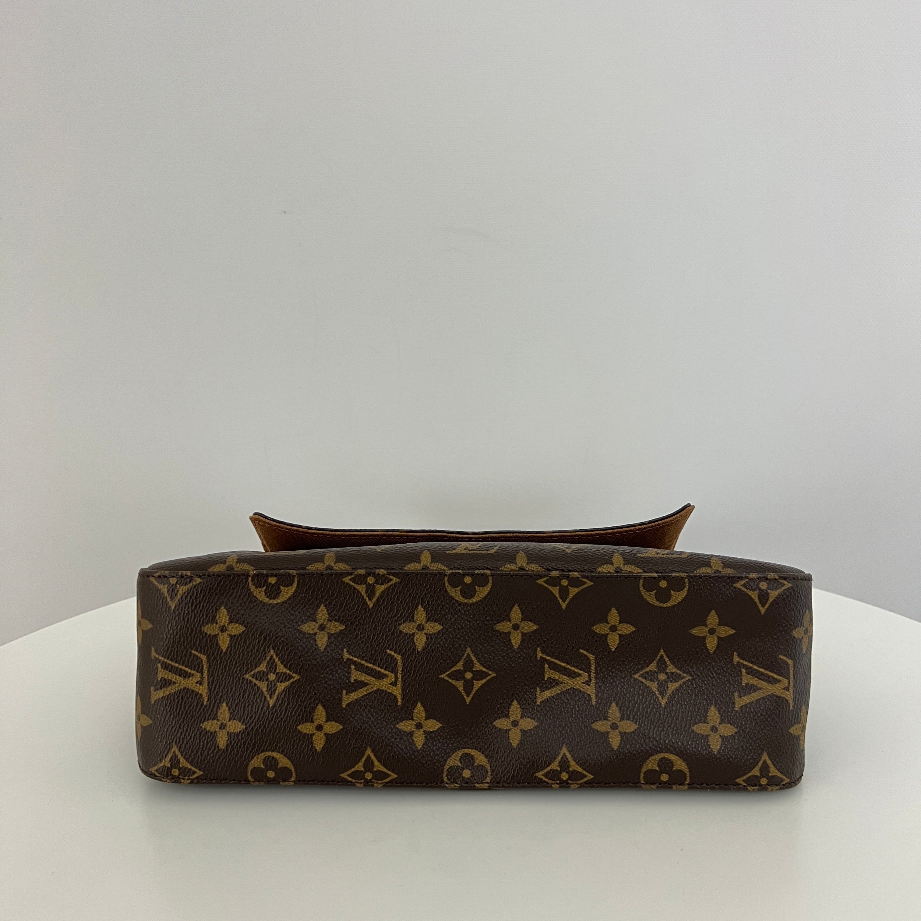 LOUIS VUITTON Looping PM handbag in brown canvas and leather