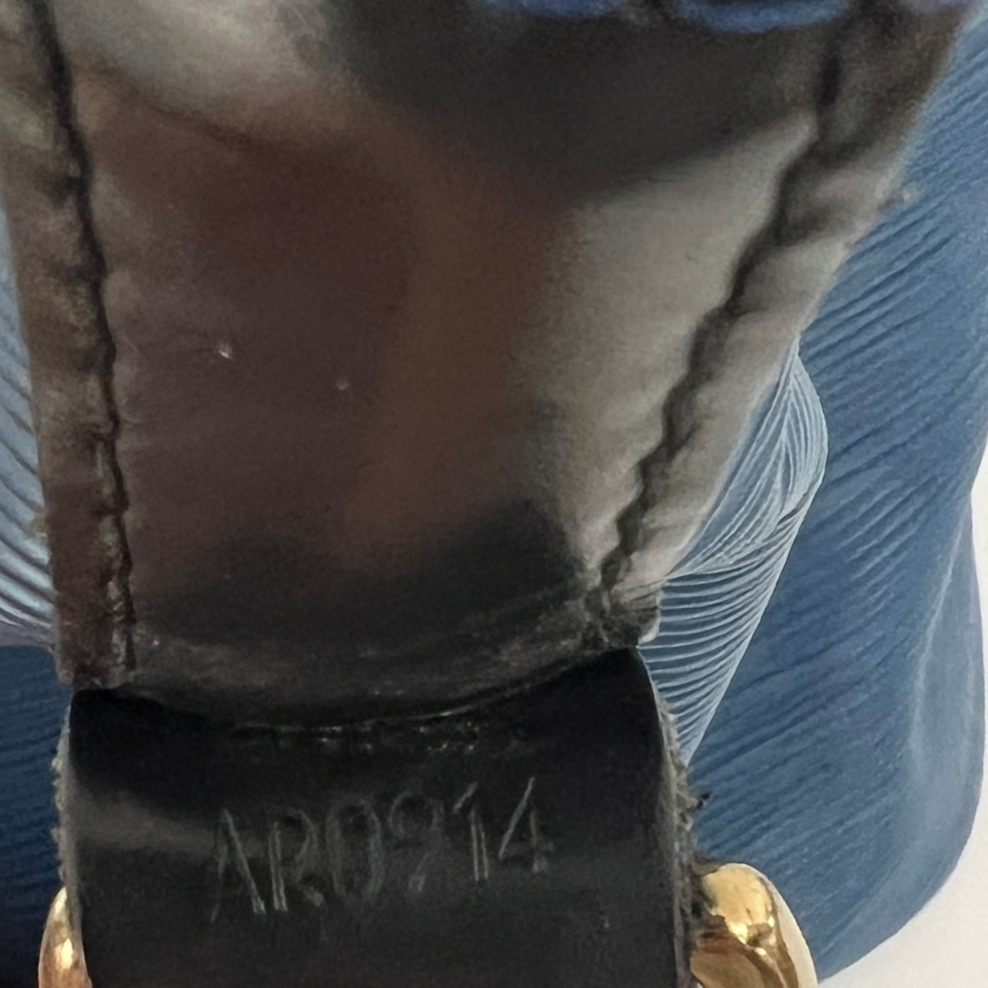 Sac LOUIS VUITTON Noé Petit cuir épi bleu