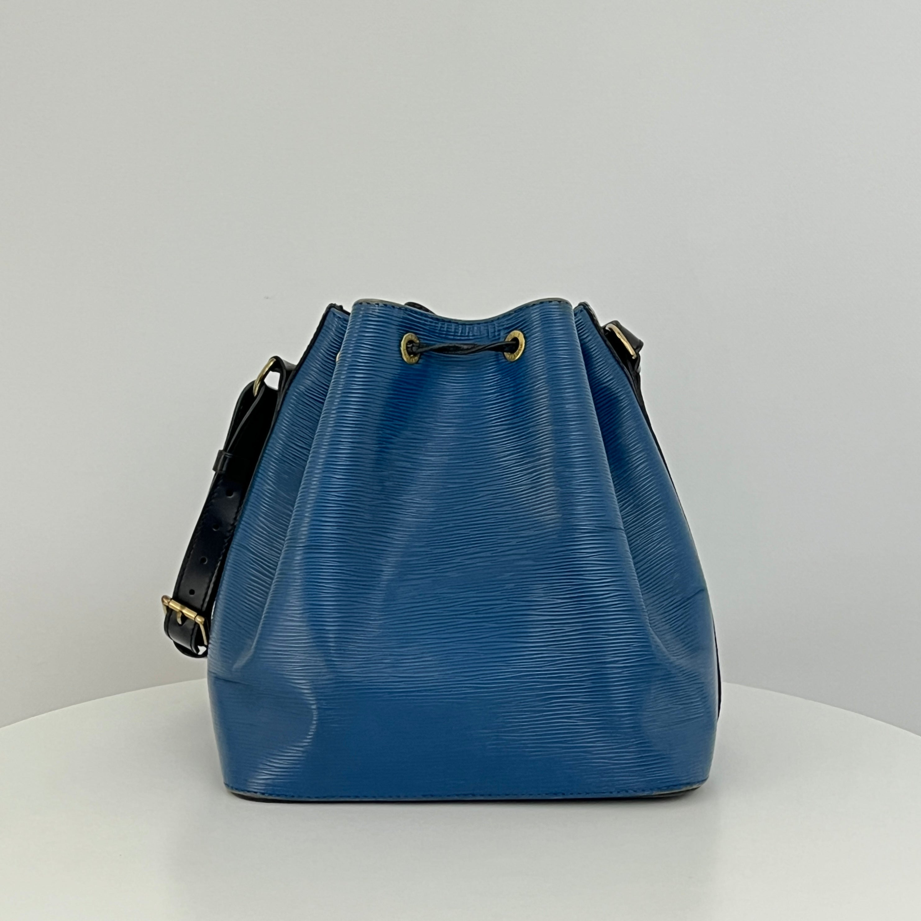 Sac LOUIS VUITTON Noé Petit cuir épi bleu