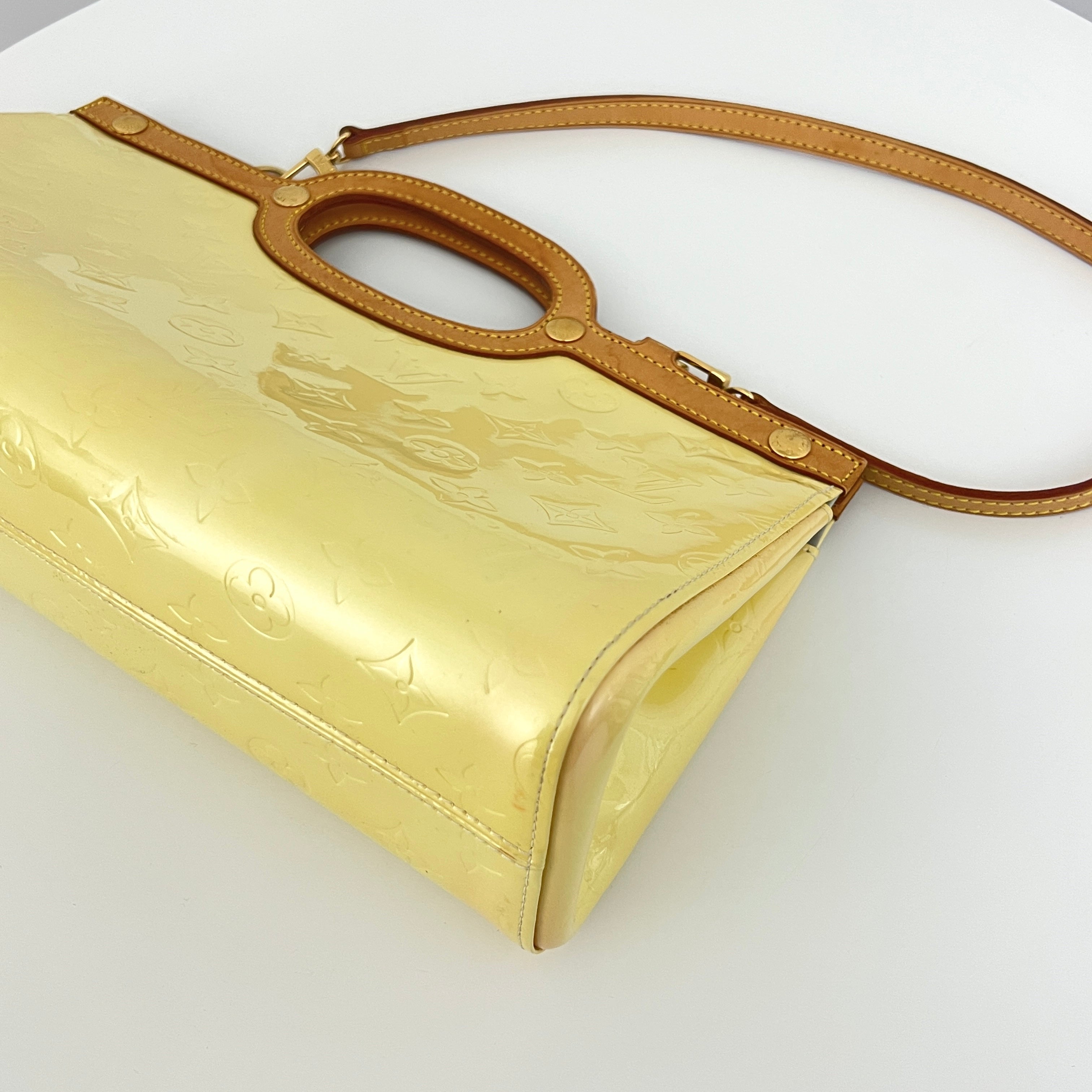 Sac à main LOUIS VUITTON Roxbury cuir verni perle