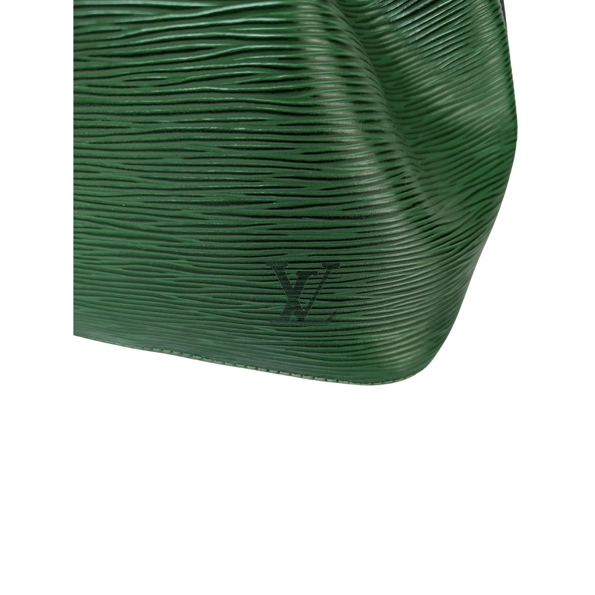 LOUIS VUITTON Noé leather bucket bag Green